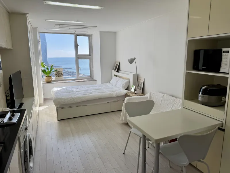 [Haeundae, Busan] Ocean View Healing Accommodation, 5-Minute Walk from Centum City & BEXCO 2