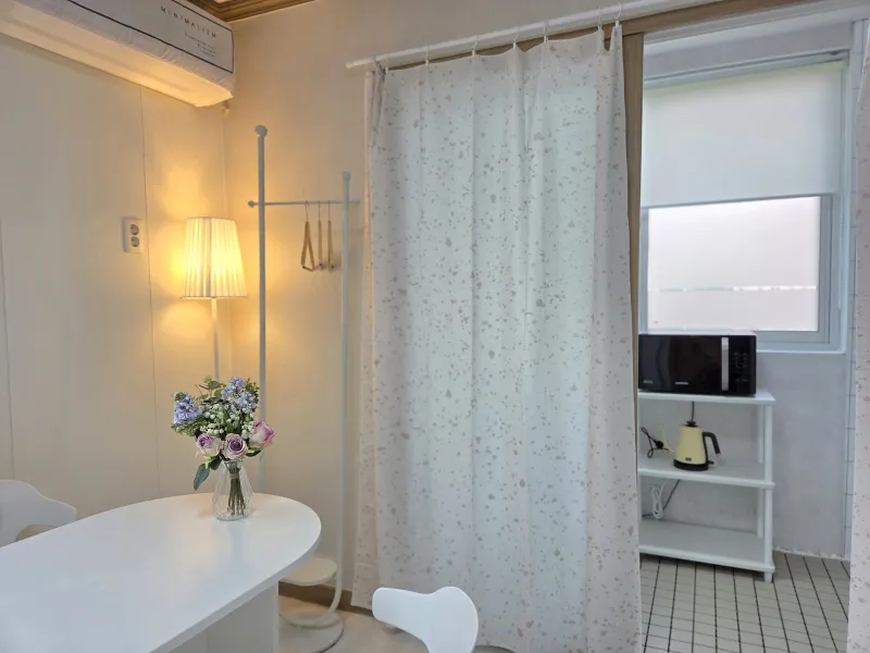 [Jeonju] Jeonbuk National University, 10-minute walk from the terminal, free parking, clean accommodation 302 15