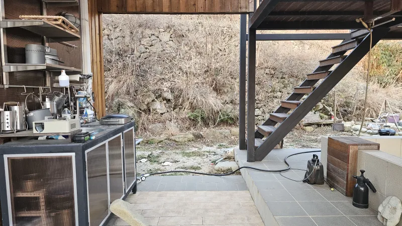 [Namhae] Detached studio apartment 3 minutes walk from Mongdol Beach 13