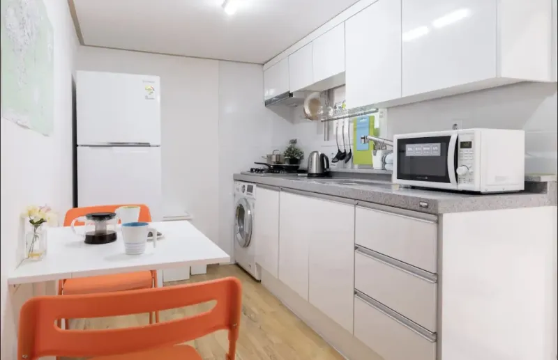 [Yongsan, Seoul] 3-minute walk from Seoul Station 9