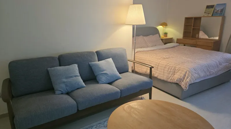 [Seocho, Seoul] Cozy Premium House, 4 people, 1 minute from Sinsa Station, in front of the airport bus stop 20