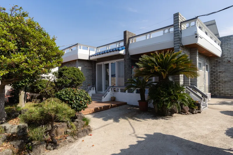 [Jocheon, Jeju] A single-story house owned by an old female diver in a quiet port in Bukchon 23