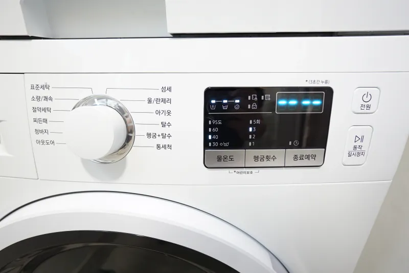 [Jungnang, Seoul] OTT, gaming, and clean accommodations within a 1-minute walk from Sagajeong Station 101