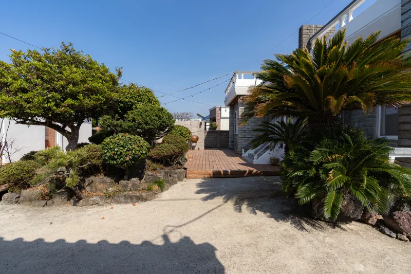 [Jocheon, Jeju] A single-story house owned by an old female diver in a quiet port in Bukchon 21