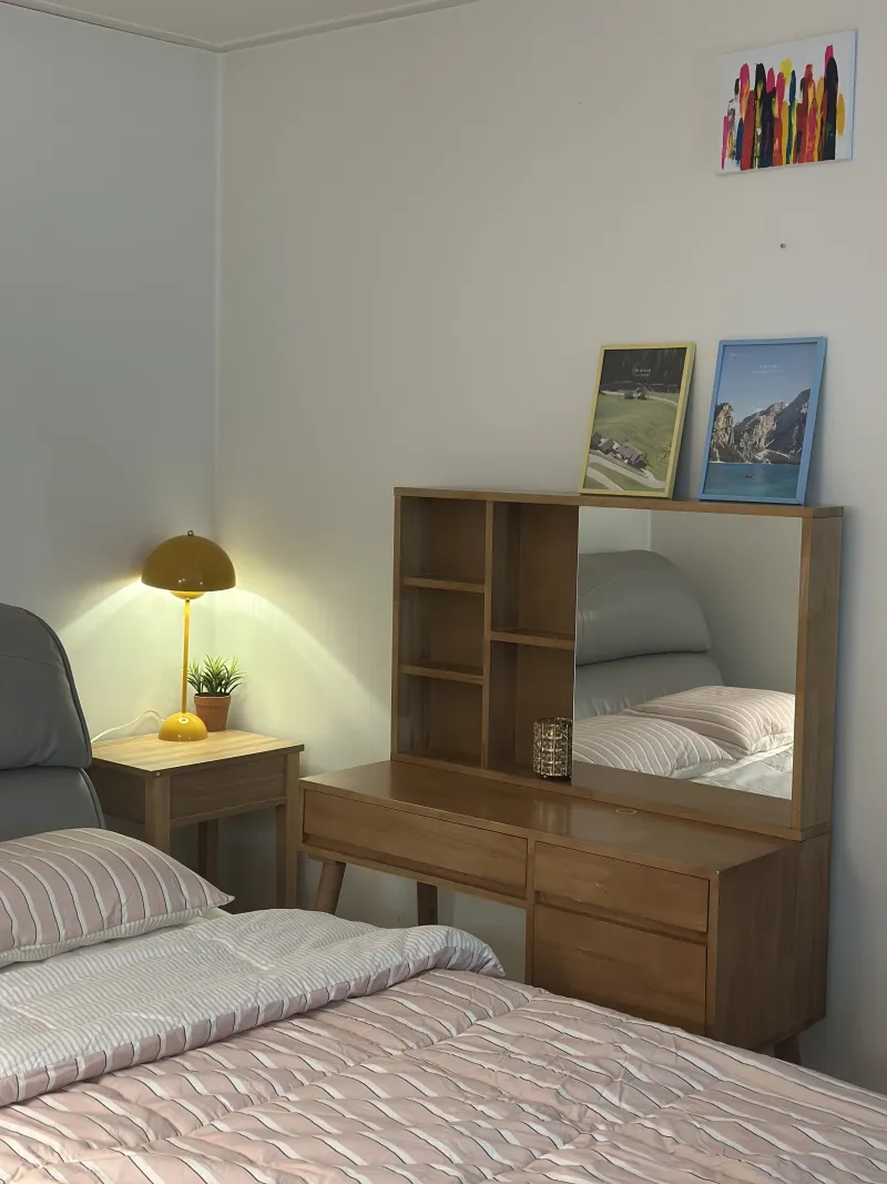 [Seocho, Seoul] Cozy Premium House, 4 people, 1 minute from Sinsa Station, in front of the airport bus stop 2