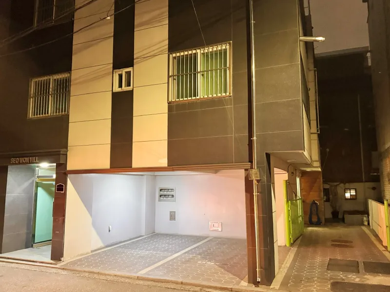 [Gangdong, Seoul] Stay Amsa Station _ Jamsil Lotte Tower, near Olympic Hall 28