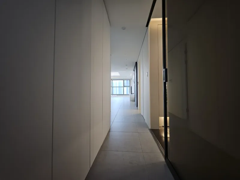 [Seocho, Seoul] Banpo Luxury Three-Room Apartment 9