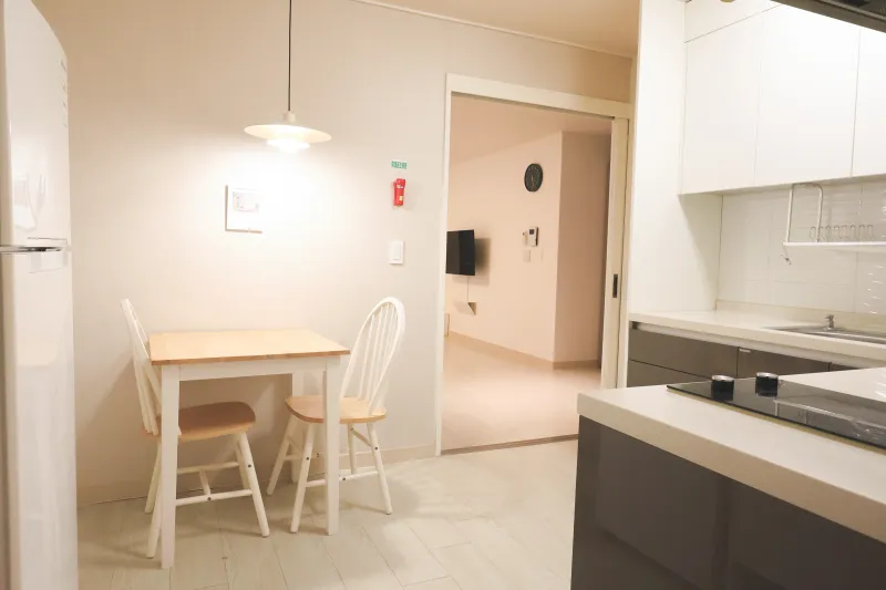 [Jocheon, Jeju] Comfortable accommodations in a village filled with the scent of the forest, Twin Room 206 7