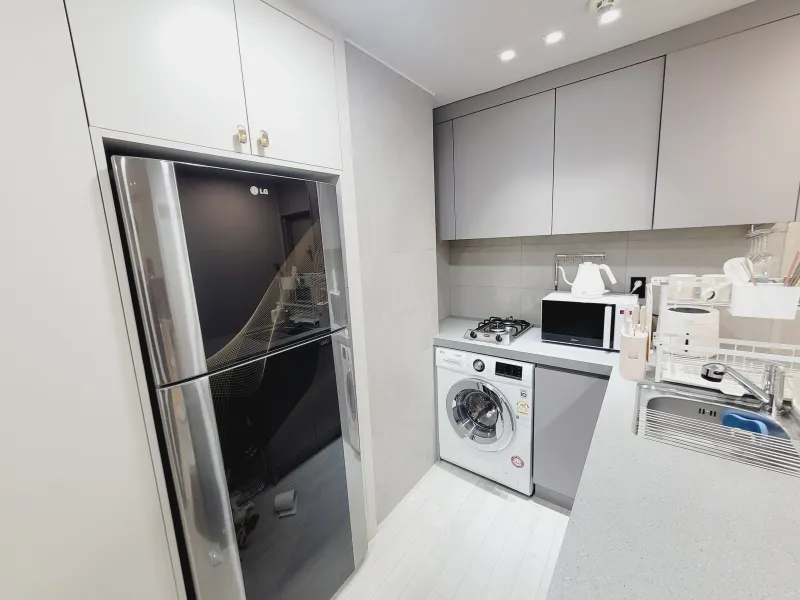 [Songpa, Seoul] 7 minutes from Jamsil Station / 4 minutes from Mongchontoseong Station / 7 minutes from Hansung Baekje Station / 3 minutes from Bangi Food Street 12
