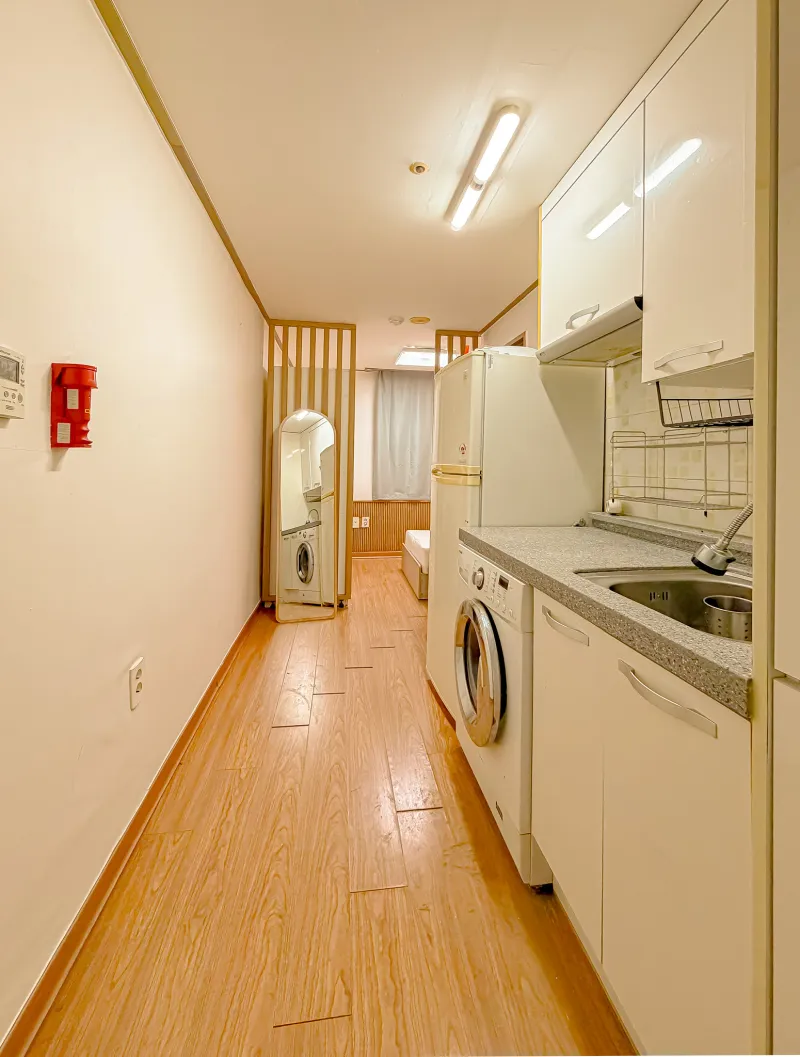 [Mapo, Seoul] Fully Furnished Studio 43, 5 Minutes from Hongdae Main Street 15