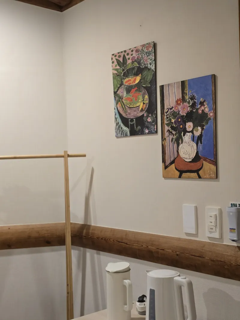 [Sangye-dong, Seogwipo][Pangnamu View] Room 304 / Cleaning fee and utilities included / Towels and bedding provided / 18