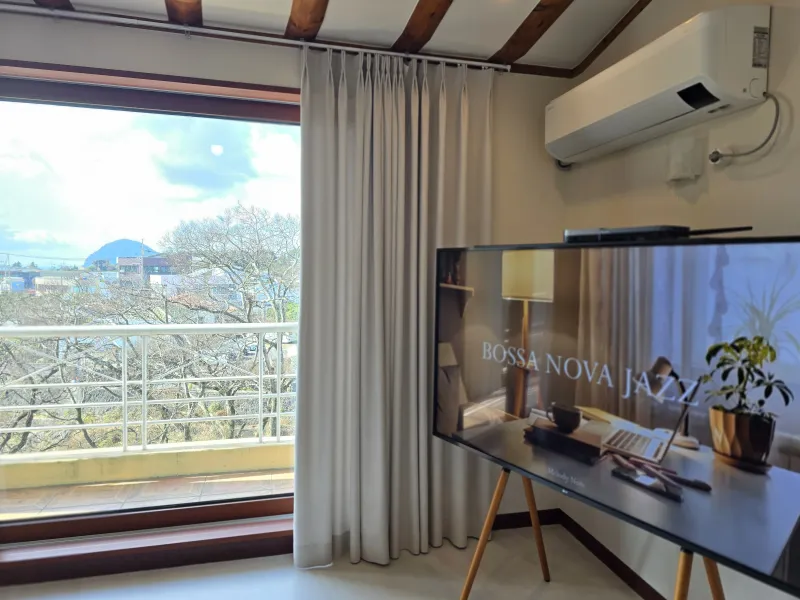 [Sangye-dong, Seogwipo][Hangnamu View] Room 301 / Breakfast Toast / Utility Box / Towels and Bedding Provided / 14