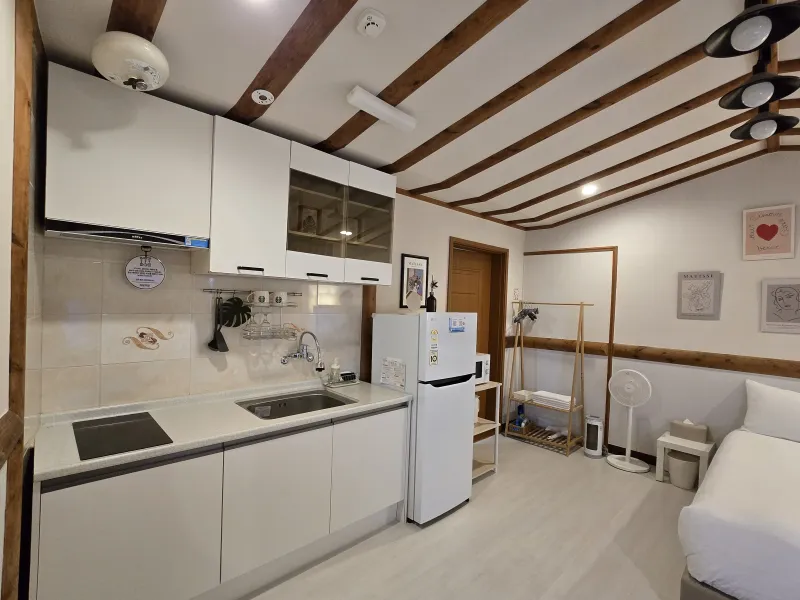 [Sangye-dong, Seogwipo][Hangnamu View]/Legitimate Accommodation/Utility Insurance/Towels and Bedding Provided/ 15