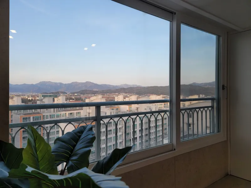 [Chuncheon][Chuncheon, Gangwon-do] Riverview Riverside Resort #Apartment embracing the Soyang River #Emotional accommodation #4 rooms, 56 pyeong 61