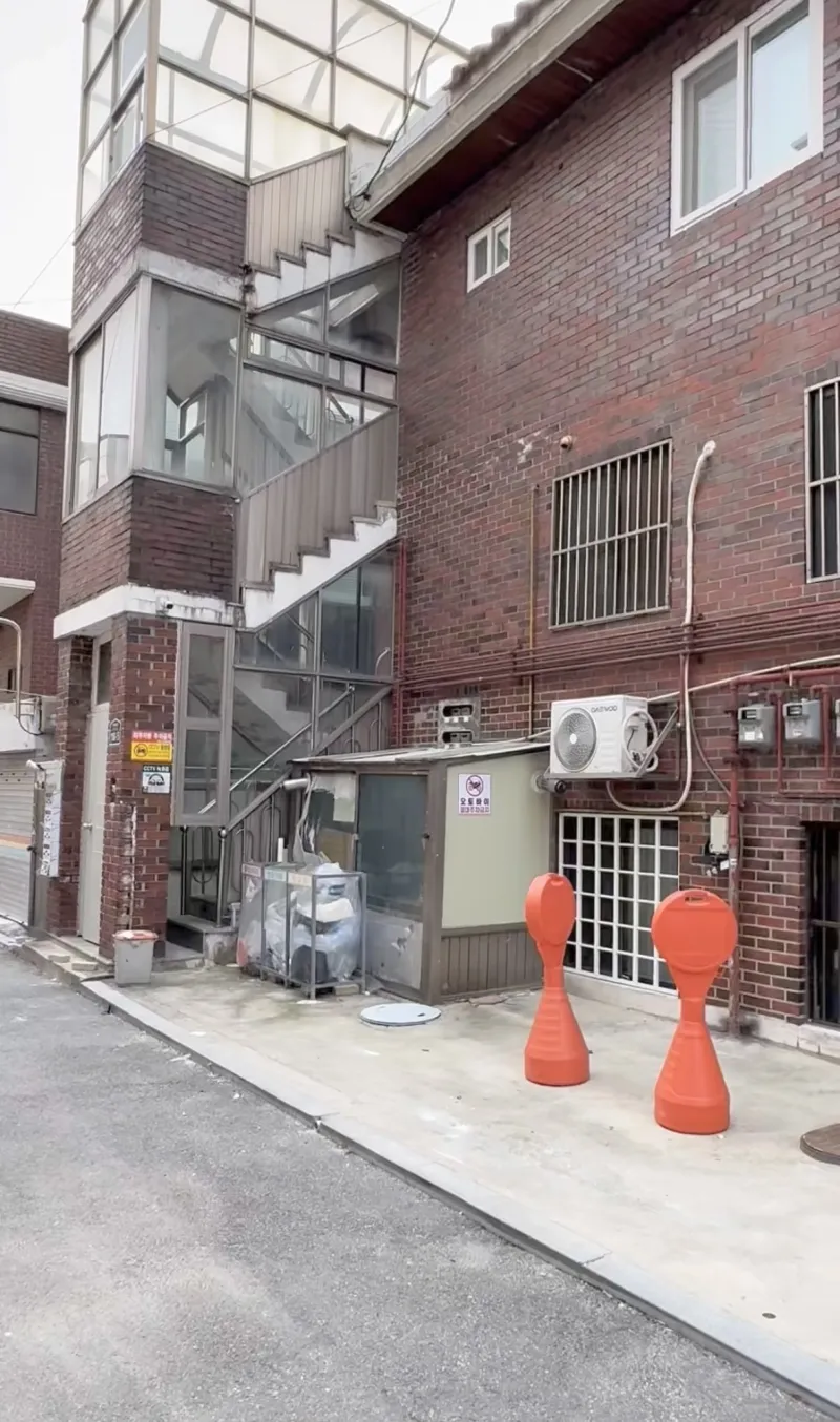 [Dongdaemun, Seoul] 5 minutes from Sinseoldong Station, 3 rooms, free parking, 10 minutes from Jongno Euljiro Seongsu 21