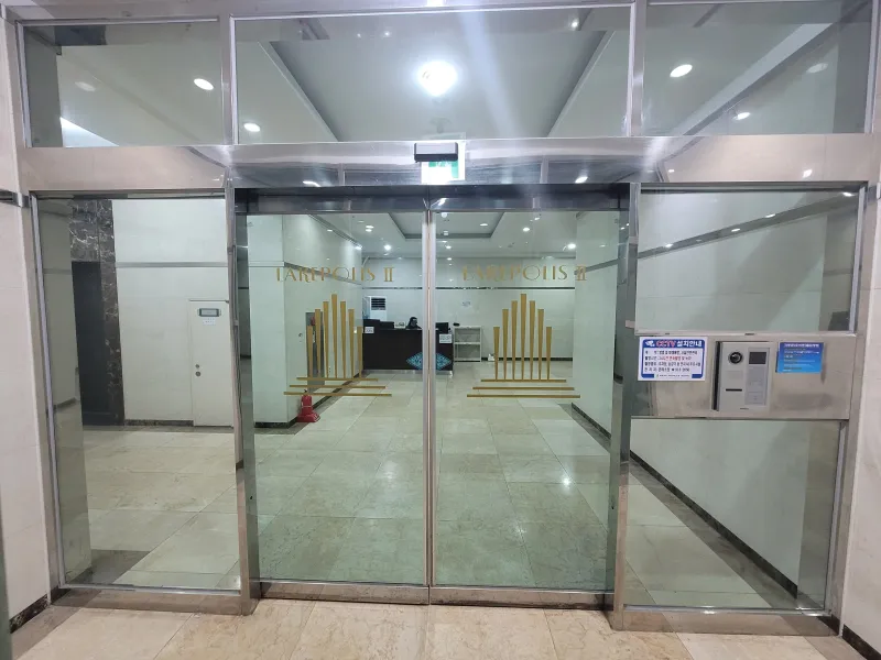 [Goyang] Officetel with swimming pool and gym right in front of Ilsan Lake Park 36