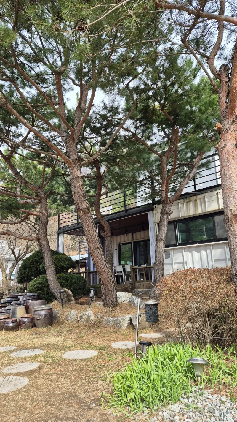 [경기 양평] 2층에서 보는 용문산과 조용한 휴식_솔잎2 34