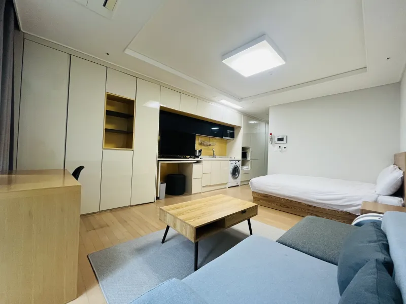[서울 용산] 용산구 풀옵션 프리미엄 원룸 2