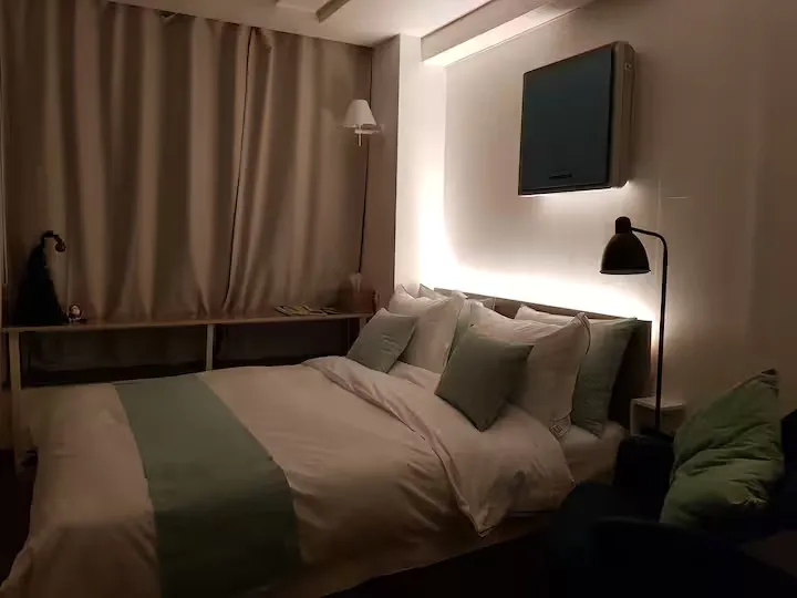 [Seocho, Seoul] High-rise officetel with a view of the Han River and the nearby station 4