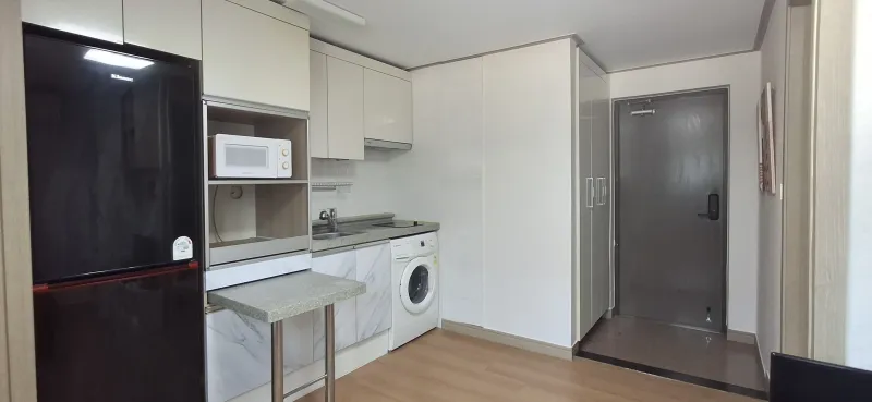 [Dong-gu, Busan] Affordable and clean studio apartment 5 minutes from Busan Station 2