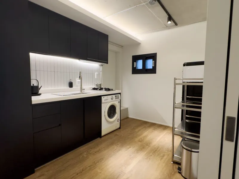 [Gangnam, Seoul] Fully furnished, newly built studio apartment, 2 minutes walk from Eonju Station #Triple Station Area 6