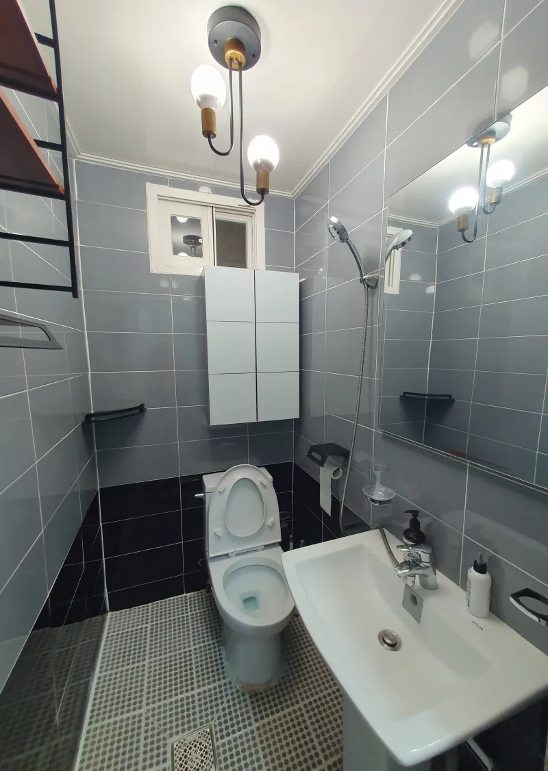 [Mapo, Seoul] 3 minutes from Hongik University Station, the best location + fully furnished detached house on the first floor♡ 9