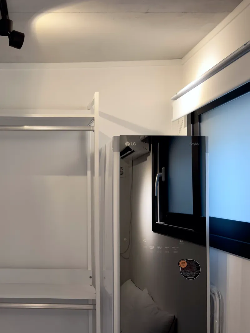 [Gangnam, Seoul] Fully furnished, newly built studio apartment, 2 minutes walk from Eonju Station #Triple Station Area 4