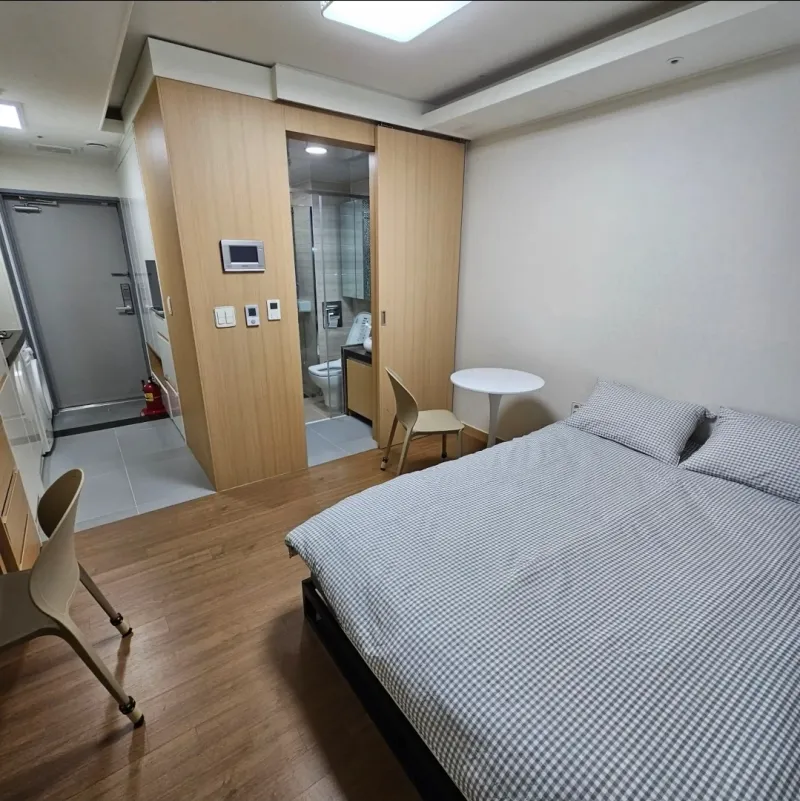 [Gangseo, Seoul] Lux 1100L, Magoknaru Station 3