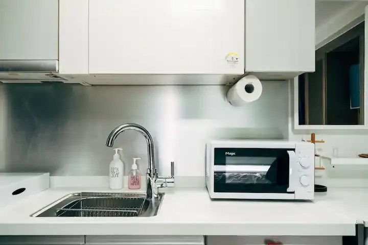 [Seocho, Seoul] High-rise officetel with a view near Sinsa Station 11