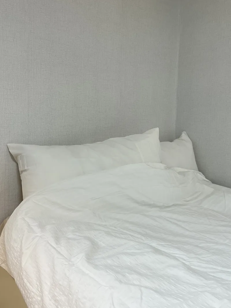 [Mapo, Seoul] Quiet and clean accommodation in front of the Gyeongui Line Forest Path at Sogang University. 5
