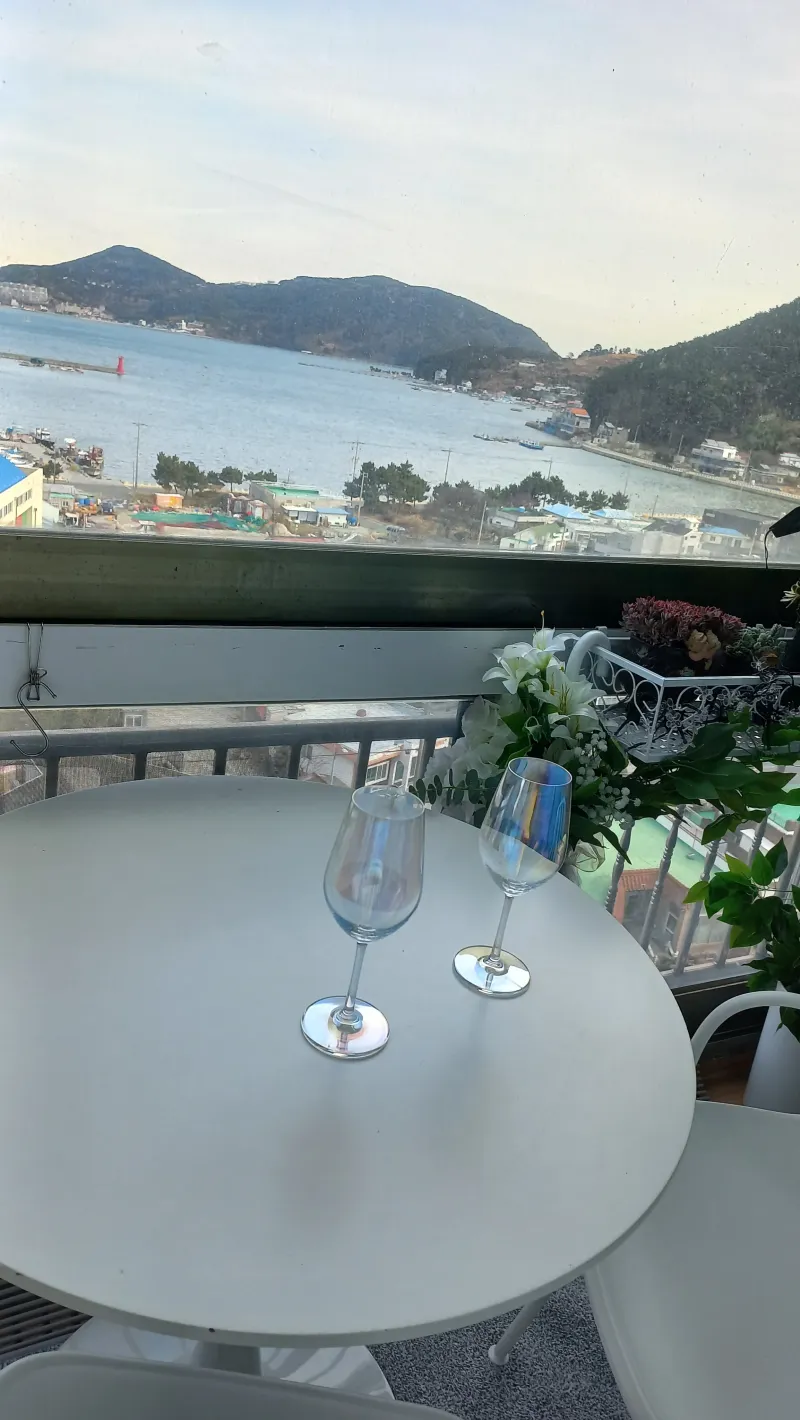 [Geoje] Styler/Ocean View/10,000 Steps to the Sea/Home Training (Bike, Portable Table Tennis) 23 Pyeong, 11th Floor 59