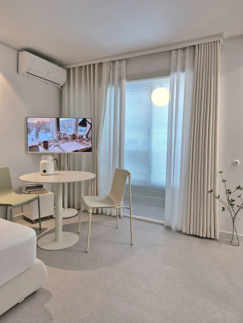 [Jeonju][Jeonju, North Jeolla Province] Jeonju New Town, New Full-Option Apartment 205 4