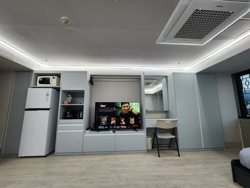[Seogwi-dong, Seogwipo] A studio apartment in the heart of Seogwipo City, next to Olle Market. 12
