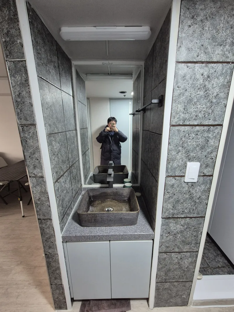 [Seogwi-dong, Seogwipo] A studio apartment in the heart of Seogwipo City, next to Olle Market. 14