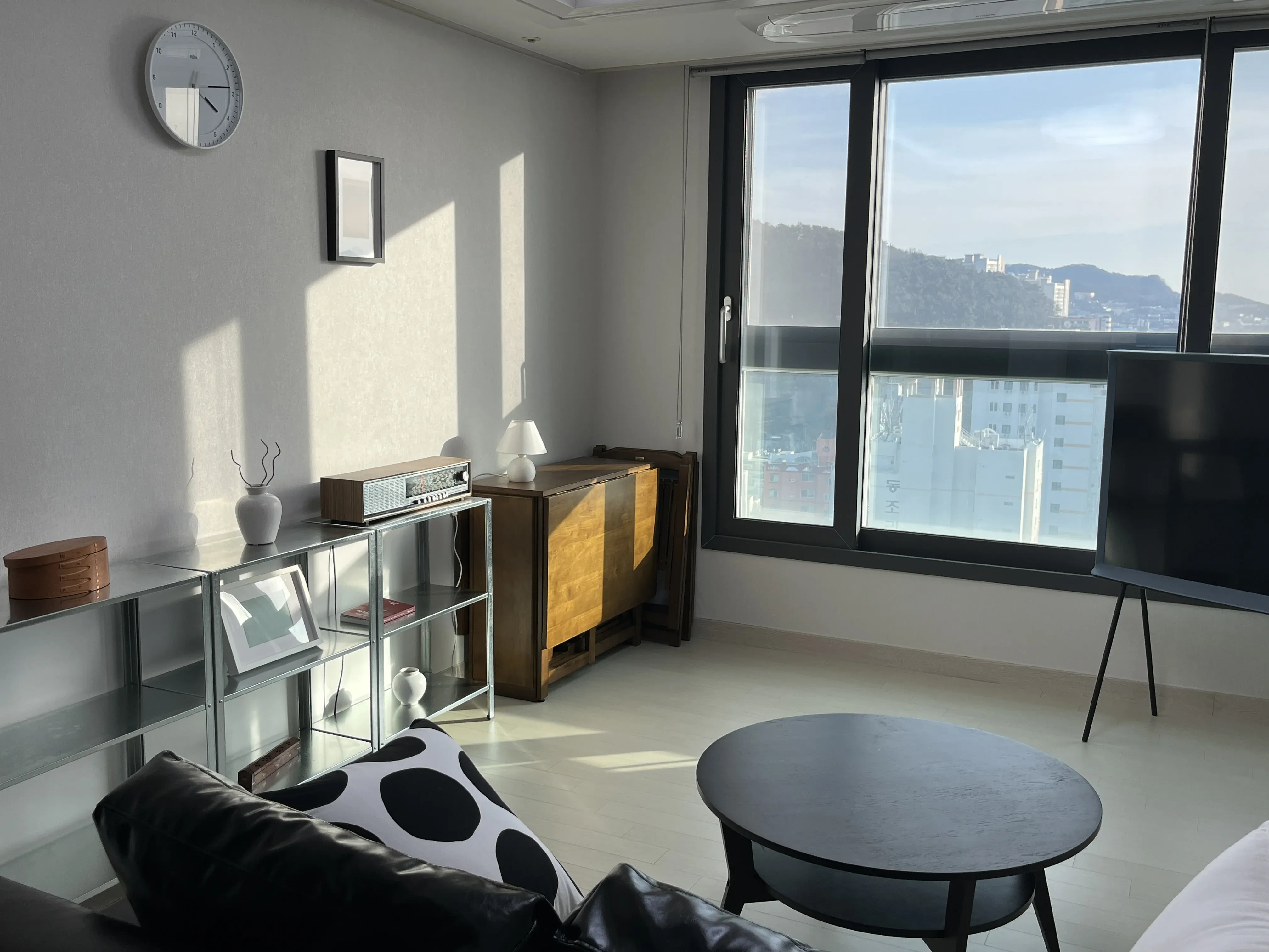 Studio in Saha, Busan — 50m², sleeps 2, 1 bath