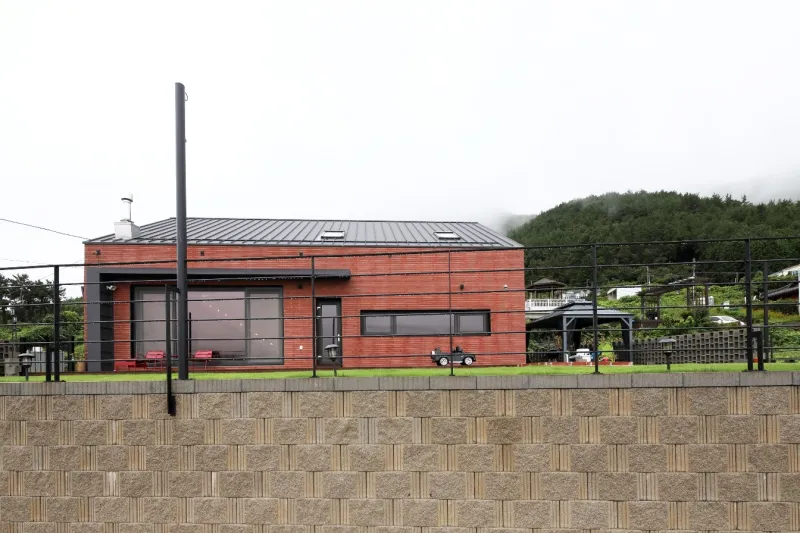 [경남 남해] 남해바다가 보이는 언덕위의 집 32