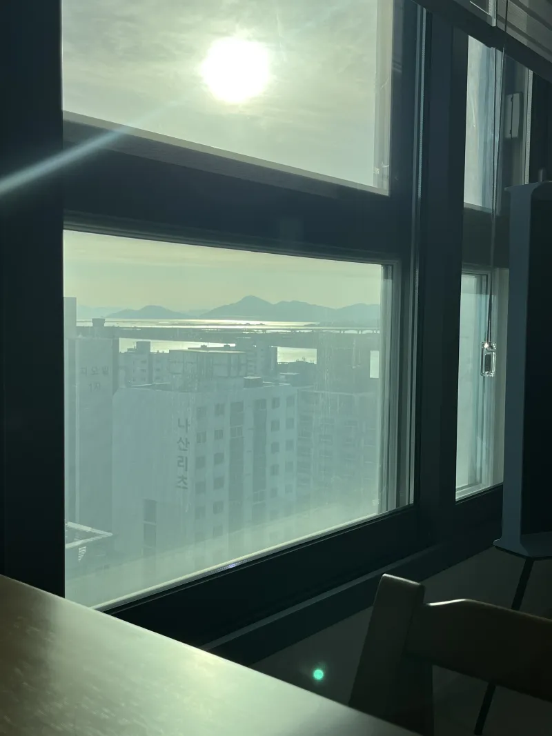 [Saha, Busan] Netflix Disney, 5 minutes from Hadan Station 9