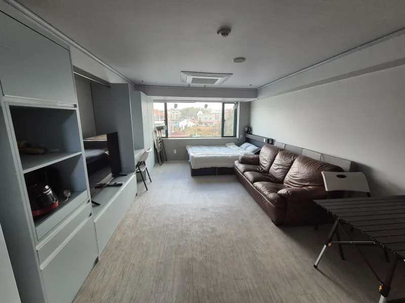 [Seogwi-dong, Seogwipo] A studio apartment in the heart of Seogwipo City, next to Olle Market. 2