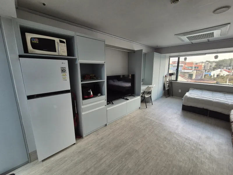 [Seogwi-dong, Seogwipo] A studio apartment in the heart of Seogwipo City, next to Olle Market. 4