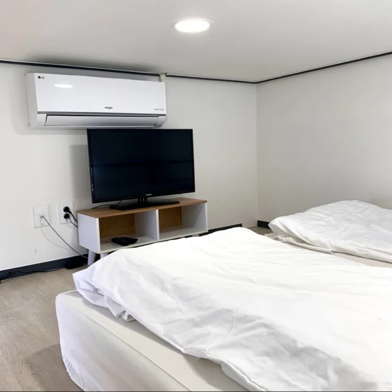 [Dongjak, Seoul] Isu Station / Duplex Party Room / Fully Furnished / One-Room Residence 2