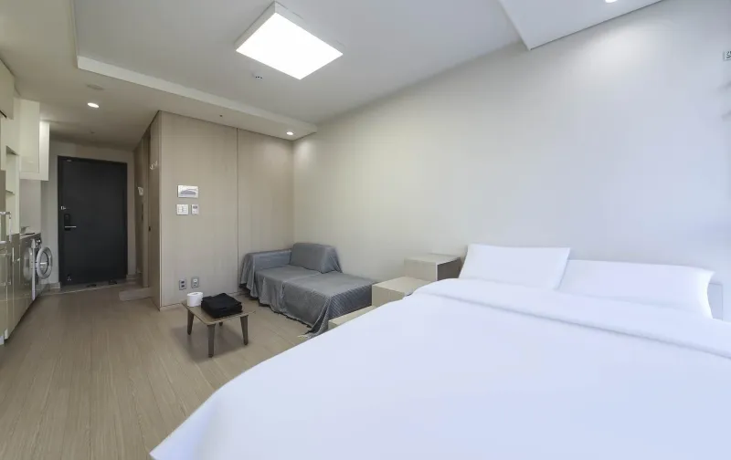 [Yeon-dong, Jeju] One-room full-option residence near the airport (random assignment) 3