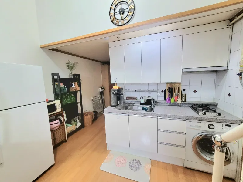 [Goyang] In front of Ilsan Lake Park / 3 / 17 pyeong duplex type. 4 people 21