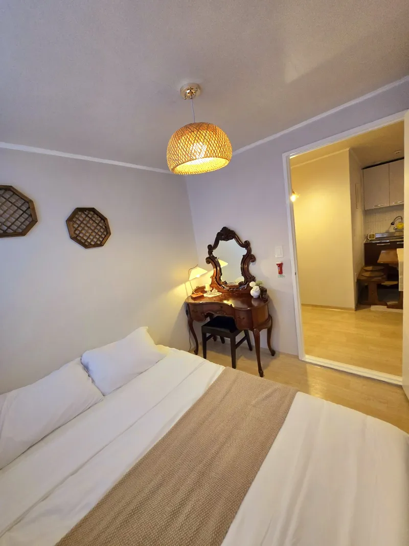 [Dongjak, Seoul] Noryangjin / Traditional Korean Charm & Comfortable 2nd Floor Detached House 7