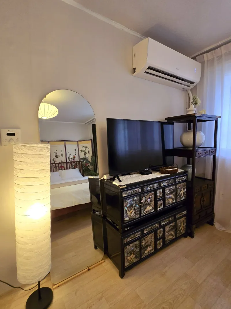[Dongjak, Seoul] Noryangjin / Traditional Korean Charm & Comfortable 2nd Floor Detached House 5