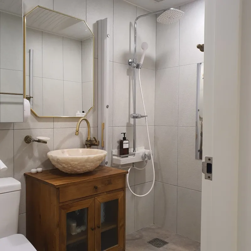 [Mapo, Seoul] 5-minute walk from Gongdeok Station, Gyeongui Line, Airport Railroad, and Mapo Station 5