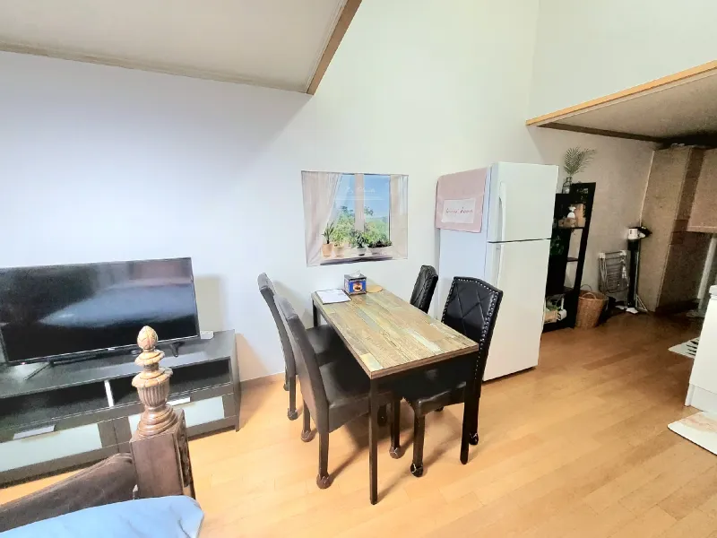 [Goyang] In front of Ilsan Lake Park / 3 / 17 pyeong duplex type. 4 people 15