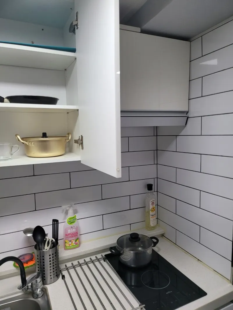 [Seodaemun, Seoul] 5-minute walk from Hongdae Yeonnam Hongik University Station, Gyeongui Line Forest Trail 9