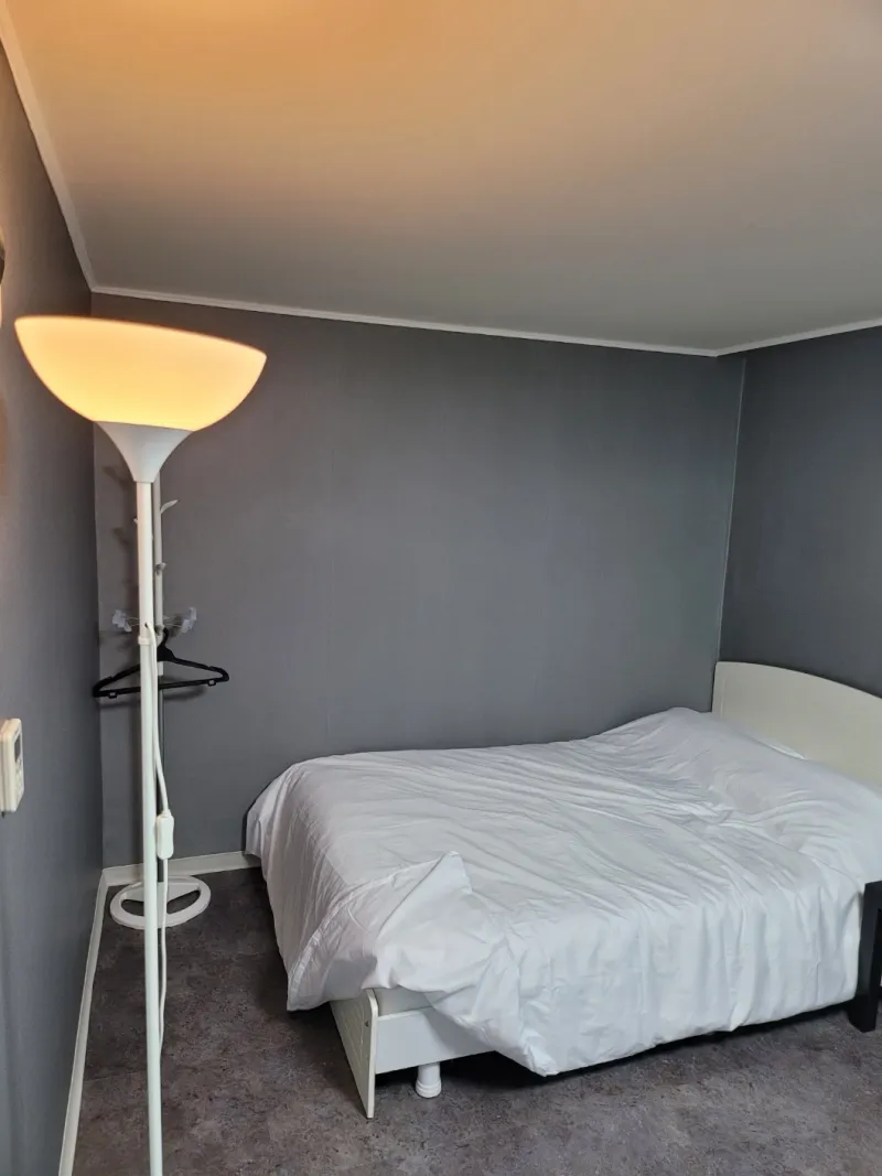 [Seodaemun, Seoul] 5-minute walk from Hongdae Yeonnam Hongik University Station, Gyeongui Line Forest Trail 3