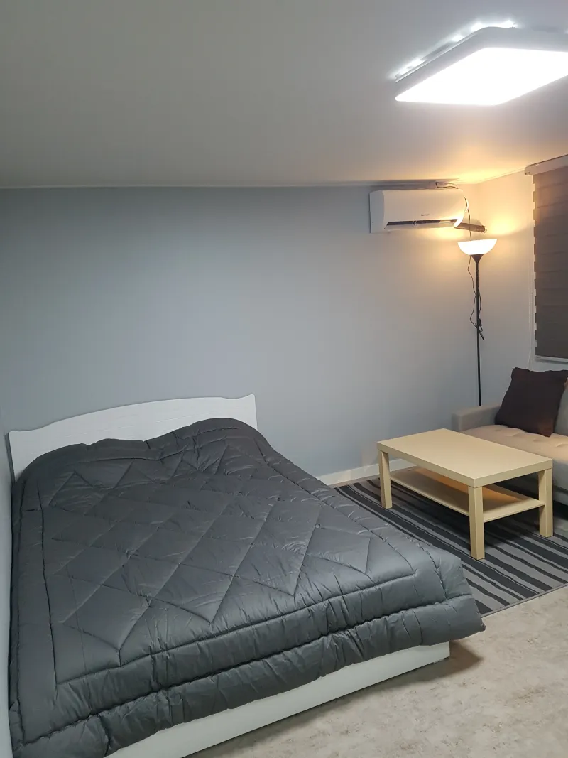 [Seodaemun, Seoul] 5-minute walk from Hongdae Yeonnam Hongik University Station, Gyeongui Line Forest Trail 2