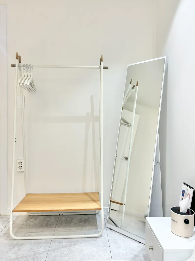 [Gwanak, Seoul] Sillim/Near Gangnam, Hongdae, and Myeongdong. Sillim Station on Line 2. 12